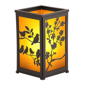 wholesale, wholesale decor, indoor decor, lantern decor, flameless candle, electronic candles, battery powered candles, battery operated candles